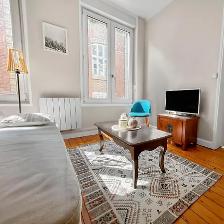 Apartamento Vivez Au Coeur D'arras, Charme & Confort Garanti!