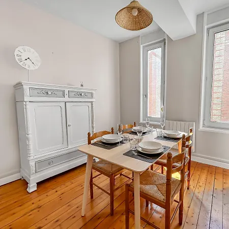 Vivez Au Coeur D'arras, Charme & Confort Garanti!