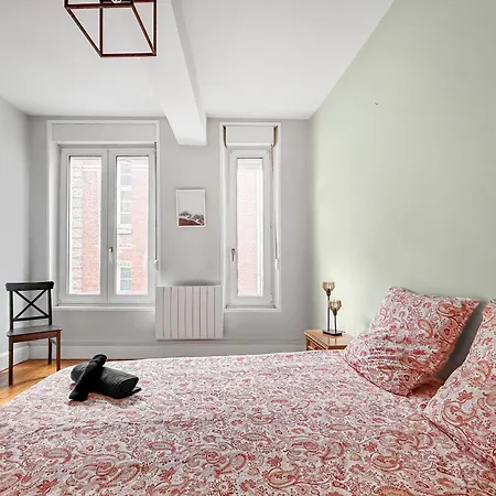 Apartamento Vivez Au Coeur D'arras, Charme & Confort Garanti! *